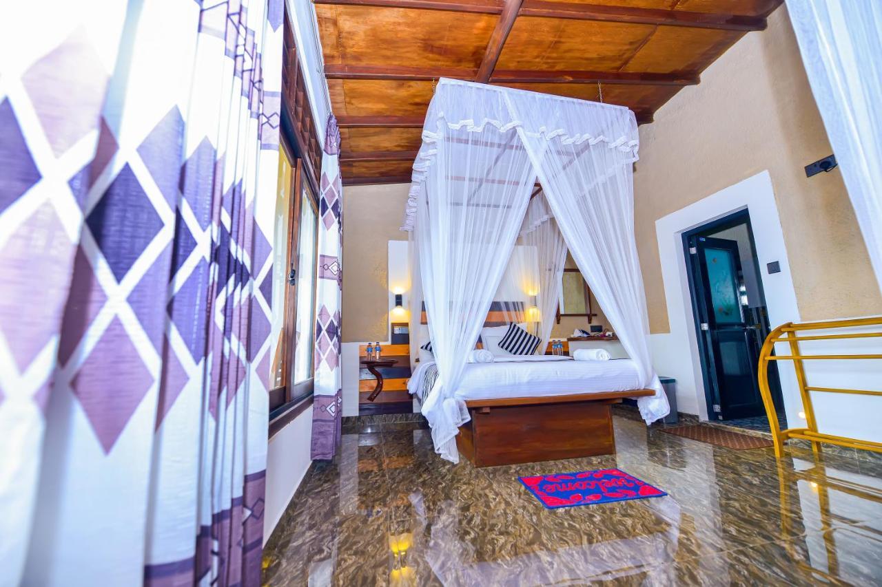 Royal Mount Ella Bed & Breakfast Exterior foto