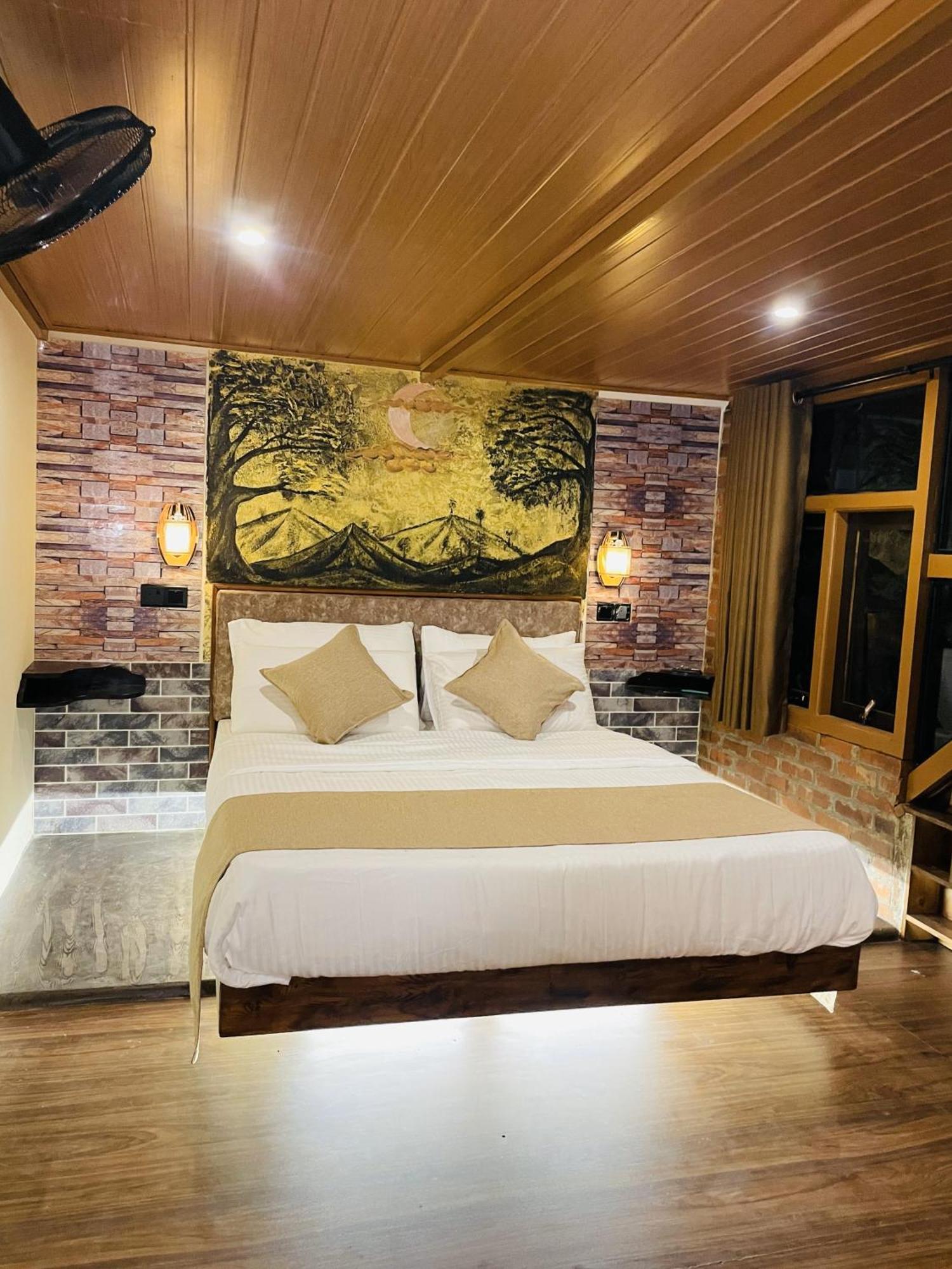 Royal Mount Ella Bed & Breakfast Exterior foto